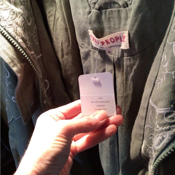 NEW! Super rare Free People Bali jacket Embroidered Green - Picture 4 of 8